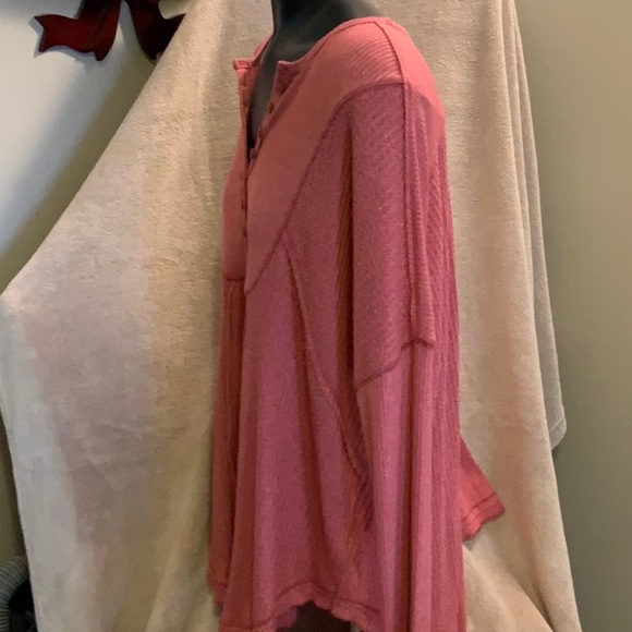 BNWT Free People Oversized Long Sleeve Tee - Picture 7 of 16